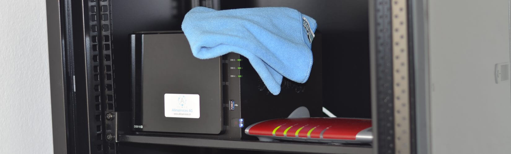 EDV-Technikanlagenreinigung 2